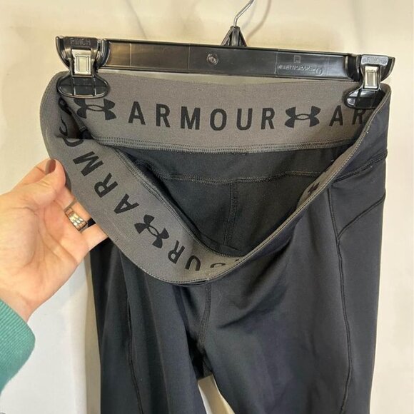 Under Armour woman’s workout pants. Size M/L New condition. Black. - Picture 6 of 7